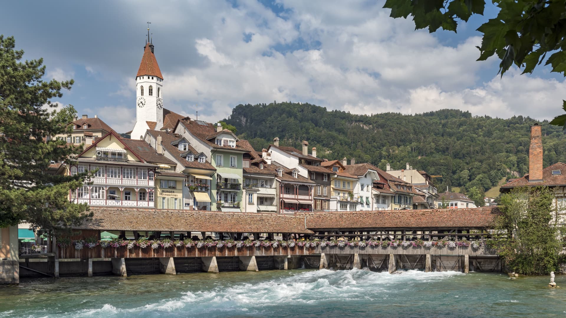 Switzerland slashes GDP forecast as Trump’s tariffs weigh on economy